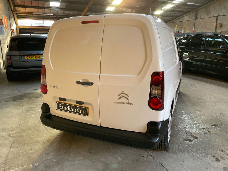 Citroen Berlingo 1.6 BlueHDi 625 LX Panel Van 5dr Diesel Manual L1 (112 g/km, 75 bhp) 5dr Manual 2025