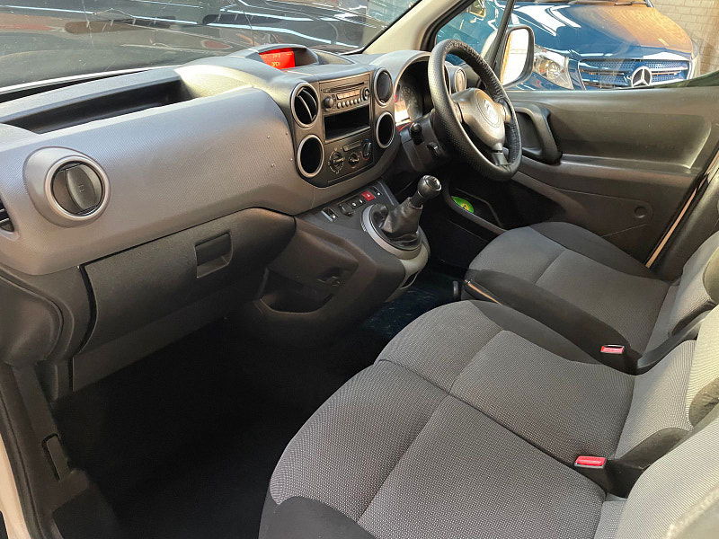 Citroen Berlingo 1.6 BlueHDi 625 LX Panel Van 5dr Diesel Manual L1 (112 g/km, 75 bhp) 5dr Manual 2025