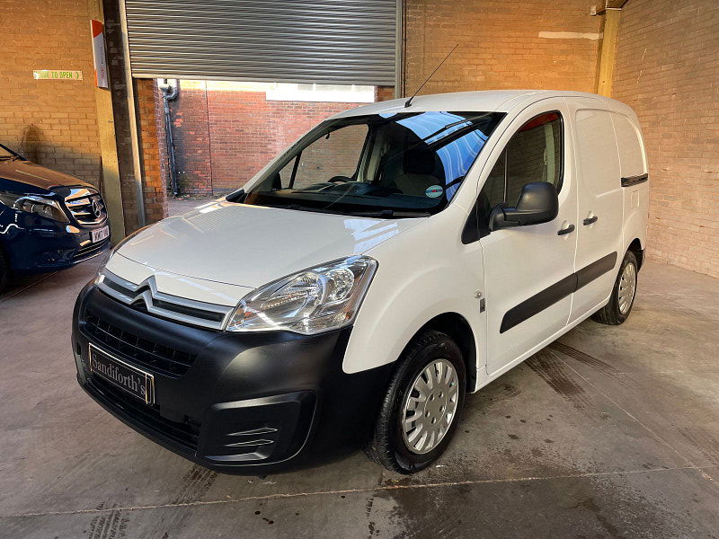 Citroen Berlingo 1.6 BlueHDi 625 LX Panel Van 5dr Diesel Manual L1 (112 g/km, 75 bhp) 5dr Manual 2025