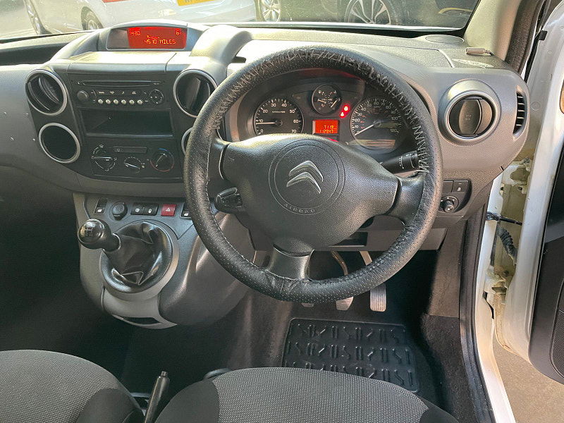 Citroen Berlingo 1.6 BlueHDi 625 LX Panel Van 5dr Diesel Manual L1 (112 g/km, 75 bhp) 5dr Manual 2025