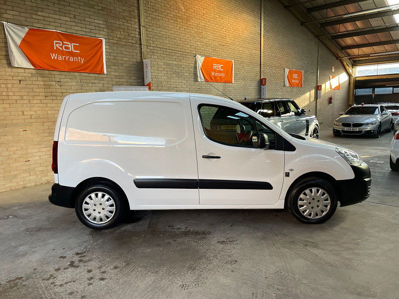 Citroen Berlingo 1.6 BlueHDi 625 LX Panel Van 5dr Diesel Manual L1 (112 g/km, 75 bhp) 5dr Manual 2025