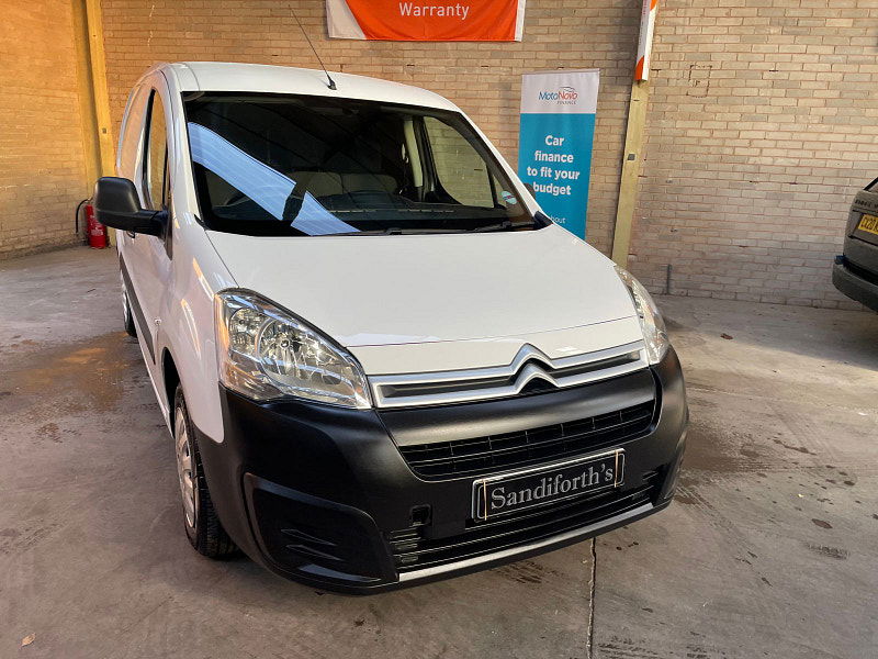 Citroen Berlingo 1.6 BlueHDi 625 LX Panel Van 5dr Diesel Manual L1 (112 g/km, 75 bhp) 5dr Manual 2025