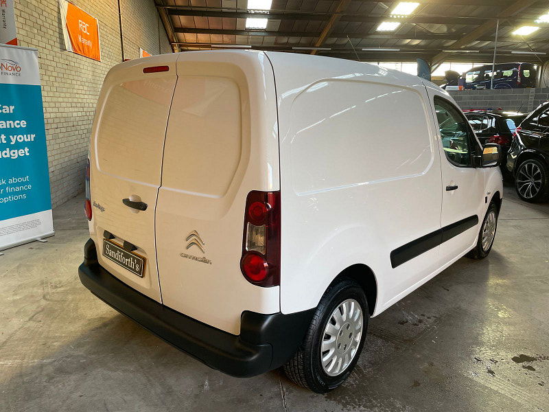 Citroen Berlingo 1.6 BlueHDi 625 LX Panel Van 5dr Diesel Manual L1 (112 g/km, 75 bhp) 5dr Manual 2025