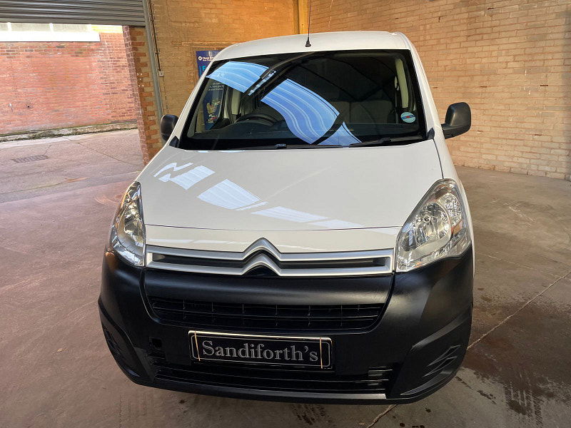 Citroen Berlingo 1.6 BlueHDi 625 LX Panel Van 5dr Diesel Manual L1 (112 g/km, 75 bhp) 5dr Manual 2025