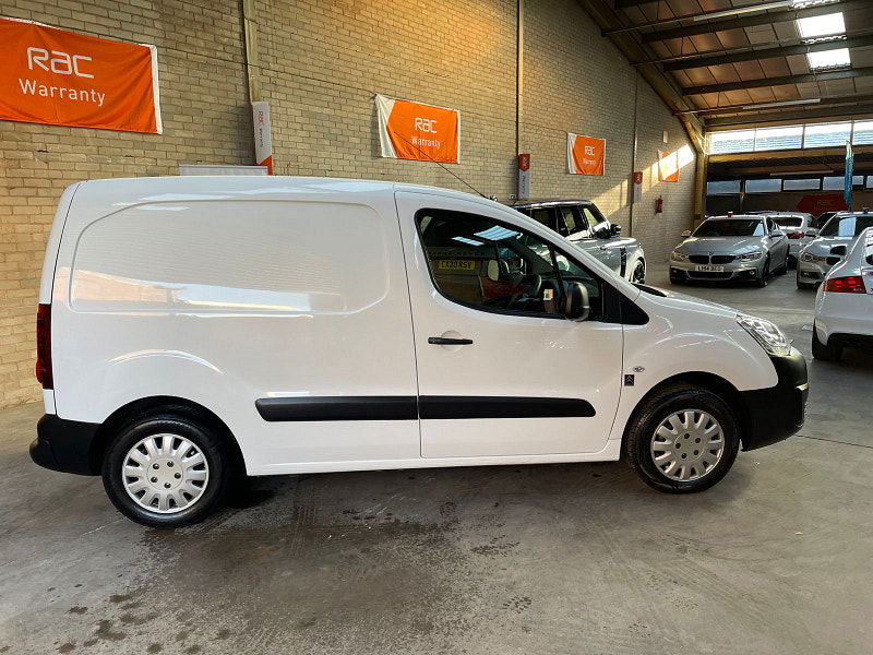 Citroen Berlingo 1.6 BlueHDi 625 LX Panel Van 5dr Diesel Manual L1 (112 g/km, 75 bhp) 5dr Manual 2025
