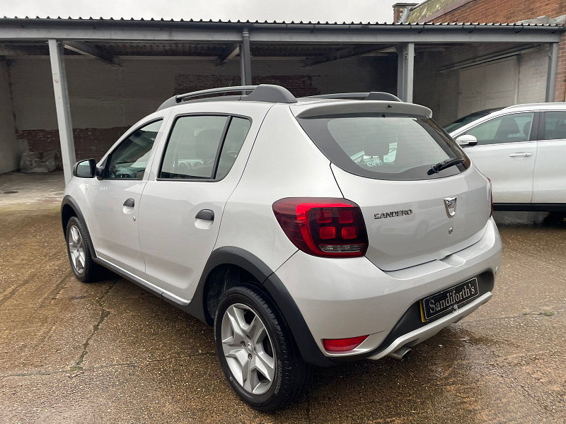 Dacia Sandero Stepway 0.9 TCe Ambiance Hatchback 5dr Petrol Manual Euro 6 (s/s) (90 ps) 5dr Manual 2026