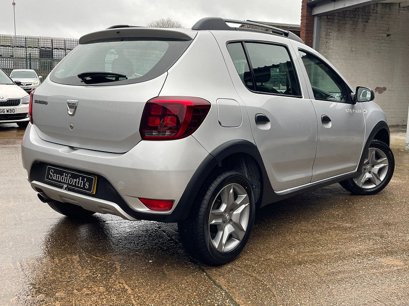 Dacia Sandero Stepway 0.9 TCe Ambiance Hatchback 5dr Petrol Manual Euro 6 (s/s) (90 ps) 5dr Manual 2026