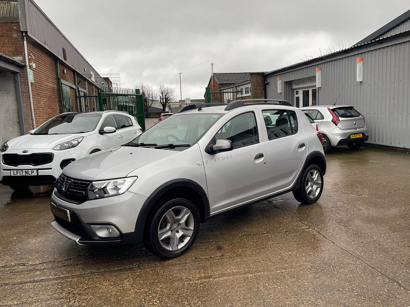 Dacia Sandero Stepway 0.9 TCe Ambiance Hatchback 5dr Petrol Manual Euro 6 (s/s) (90 ps) 5dr Manual 2026