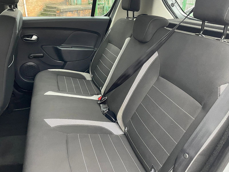 Dacia Sandero Stepway 0.9 TCe Ambiance Hatchback 5dr Petrol Manual Euro 6 (s/s) (90 ps) 5dr Manual 2026