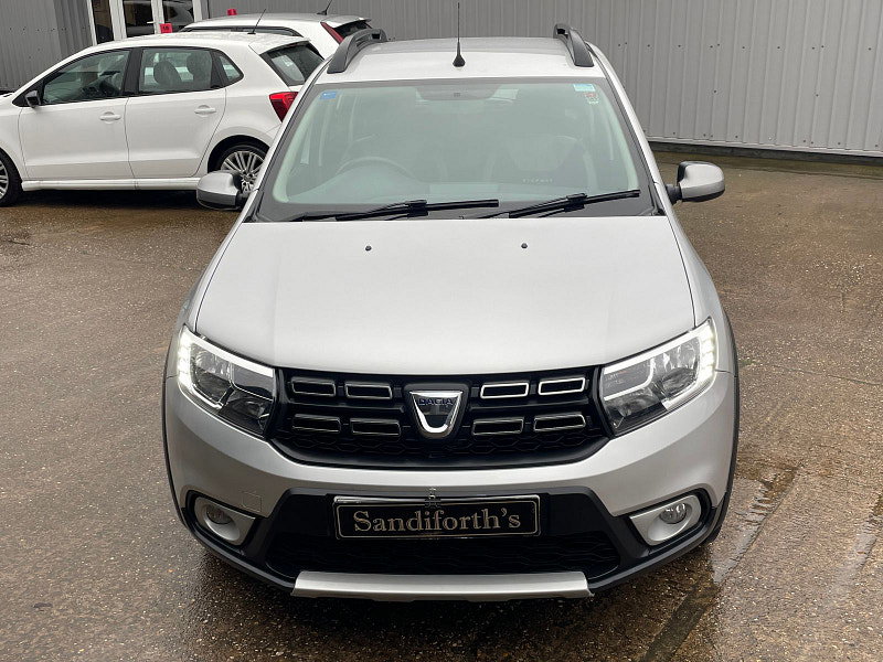 Dacia Sandero Stepway 0.9 TCe Ambiance Hatchback 5dr Petrol Manual Euro 6 (s/s) (90 ps) 5dr Manual 2026