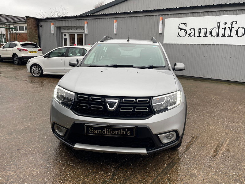 Dacia Sandero Stepway 0.9 TCe Ambiance Hatchback 5dr Petrol Manual Euro 6 (s/s) (90 ps) 5dr Manual 2026