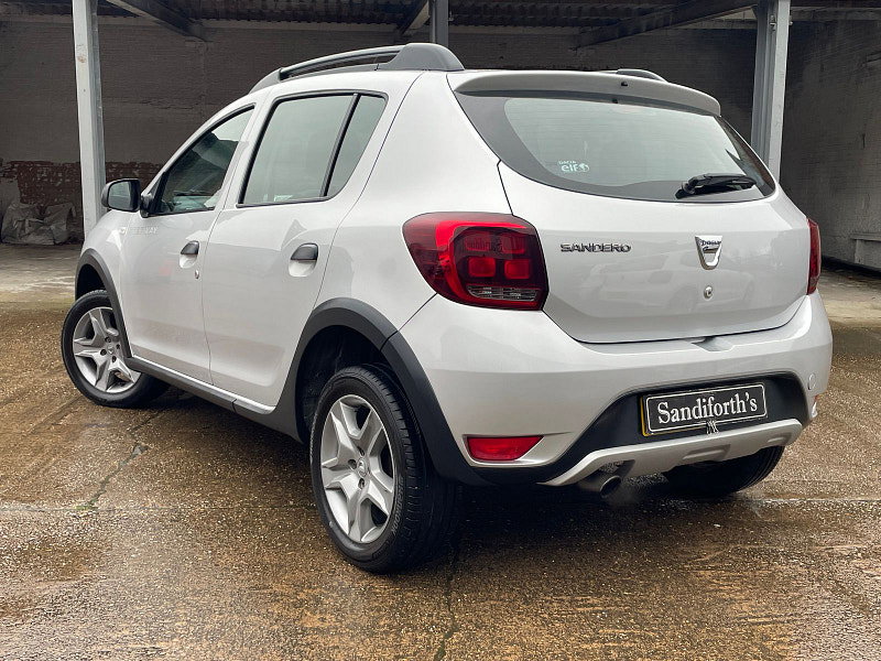 Dacia Sandero Stepway 0.9 TCe Ambiance Hatchback 5dr Petrol Manual Euro 6 (s/s) (90 ps) 5dr Manual 2026