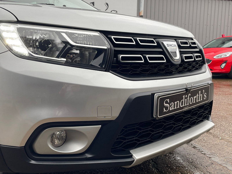 Dacia Sandero Stepway 0.9 TCe Ambiance Hatchback 5dr Petrol Manual Euro 6 (s/s) (90 ps) 5dr Manual 2026