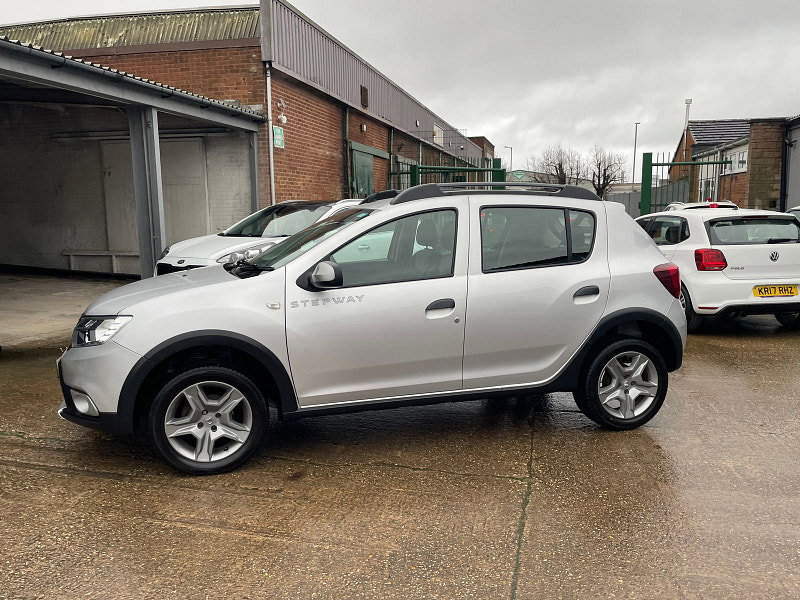 Dacia Sandero Stepway 0.9 TCe Ambiance Hatchback 5dr Petrol Manual Euro 6 (s/s) (90 ps) 5dr Manual 2026