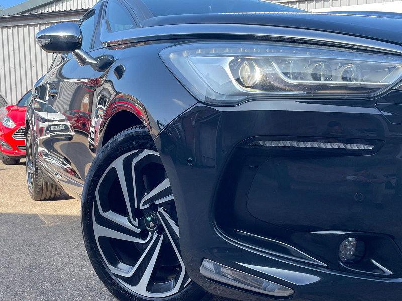 Ds automobiles Ds 5 2.0 BlueHDi Prestige Hatchback 5dr Diesel Manual Euro 6 (s/s) (150 ps) 5dr Manual 2025