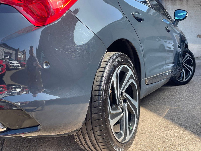 Ds automobiles Ds 5 2.0 BlueHDi Prestige Hatchback 5dr Diesel Manual Euro 6 (s/s) (150 ps) 5dr Manual 2025