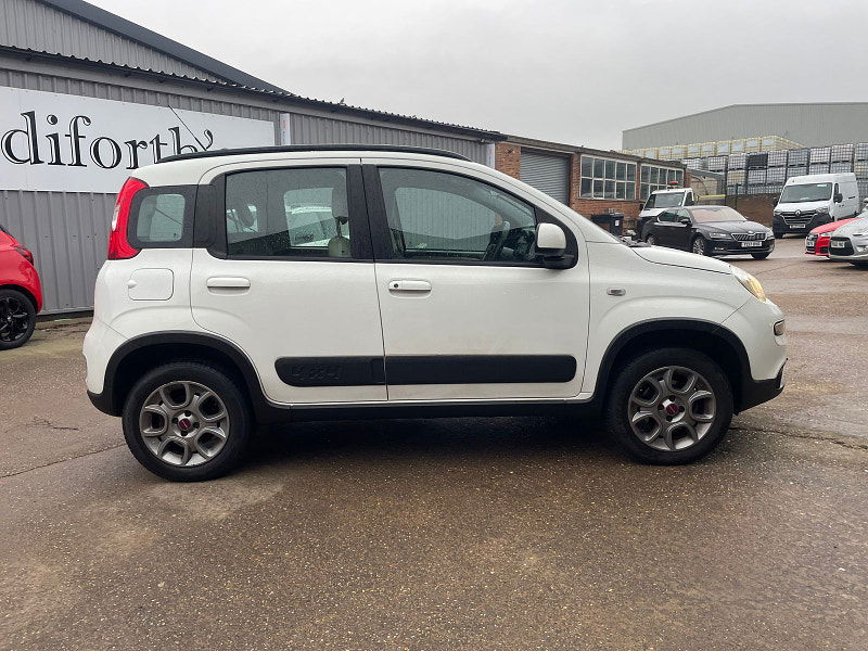 Fiat Panda 0.9 TwinAir 4x4 Hatchback 5dr Petrol Manual Euro 6 (s/s) (85 bhp) 5dr Manual 2025