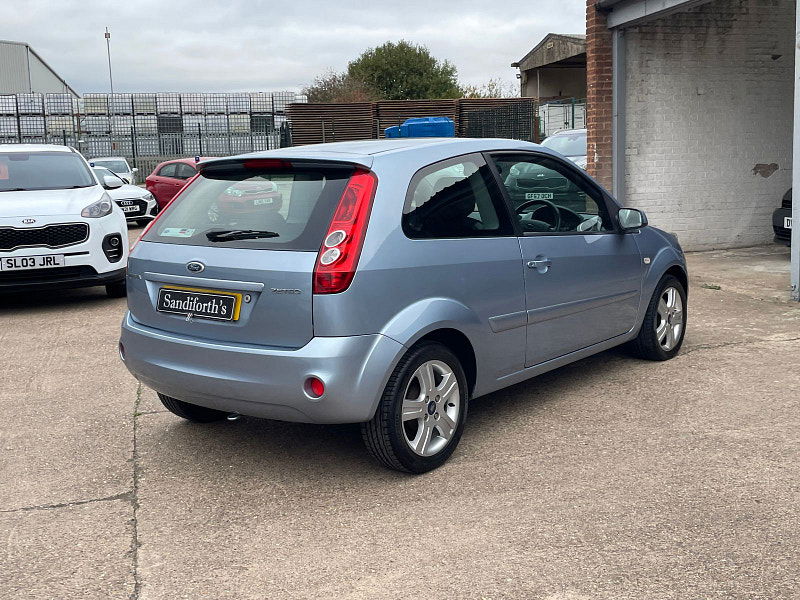Ford Fiesta 1.25 Zetec Climate Hatchback 3dr Petrol Manual (142 g/km, 74 bhp) 3dr Manual 2025