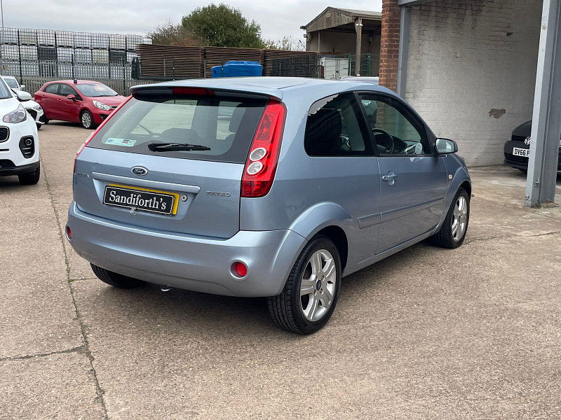 Ford Fiesta 1.25 Zetec Climate Hatchback 3dr Petrol Manual (142 g/km, 74 bhp) 3dr Manual 2025