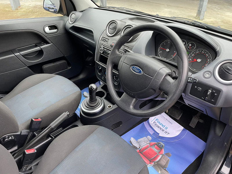 Ford Fiesta 1.4 Zetec Climate Hatchback 5dr Petrol Durashift EST (142 g/km, 79 bhp) AUTO 5dr Automatic 2025