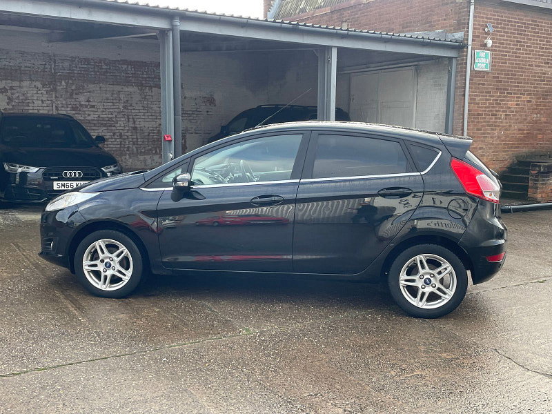 Ford Fiesta 1.5 TDCi Zetec Hatchback 5dr Diesel Manual Euro 5 (75 ps) 5dr Manual 2026