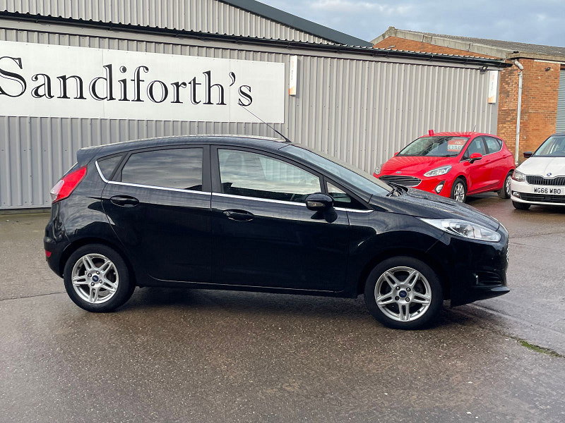 Ford Fiesta 1.5 TDCi Zetec Hatchback 5dr Diesel Manual Euro 5 (75 ps) 5dr Manual 2026