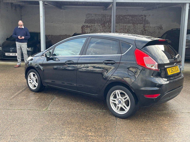 Ford Fiesta 1.5 TDCi Zetec Hatchback 5dr Diesel Manual Euro 5 (75 ps) 5dr Manual 2026