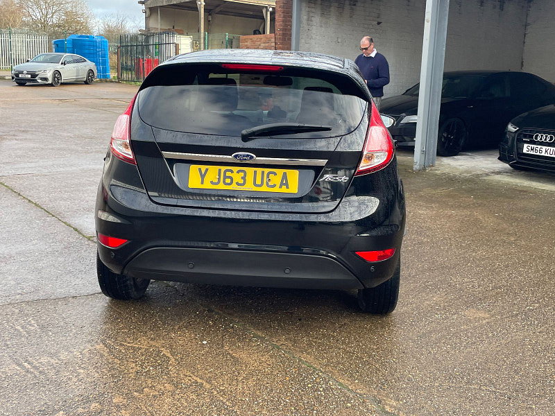 Ford Fiesta 1.5 TDCi Zetec Hatchback 5dr Diesel Manual Euro 5 (75 ps) 5dr Manual 2026