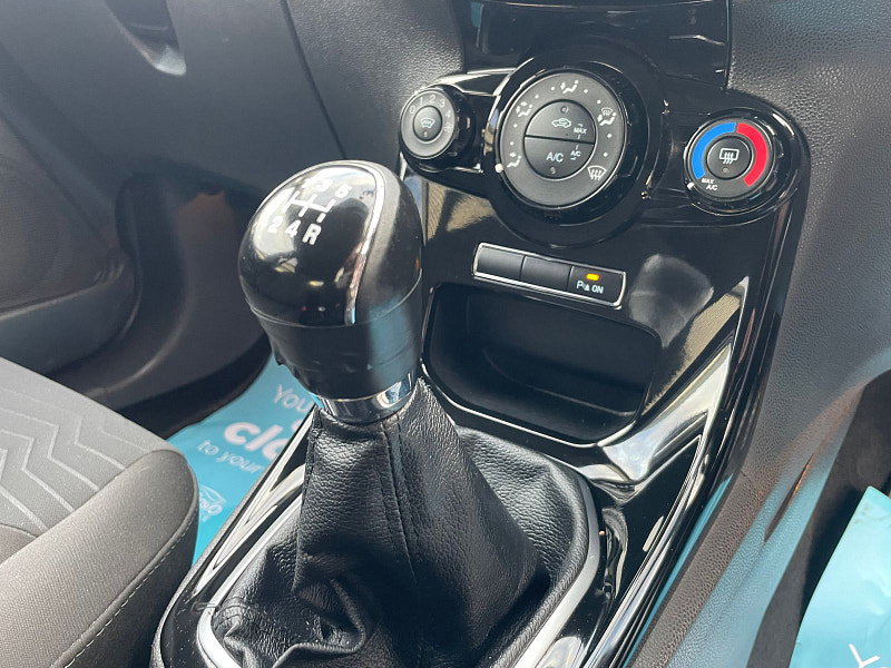 Ford Fiesta 1.5 TDCi Zetec Hatchback 5dr Diesel Manual Euro 5 (75 ps) 5dr Manual 2026