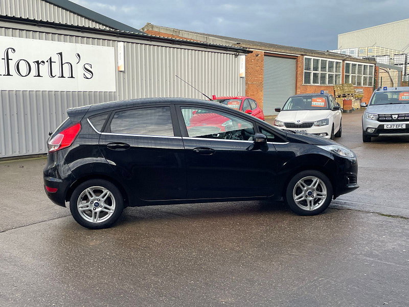 Ford Fiesta 1.5 TDCi Zetec Hatchback 5dr Diesel Manual Euro 5 (75 ps) 5dr Manual 2026