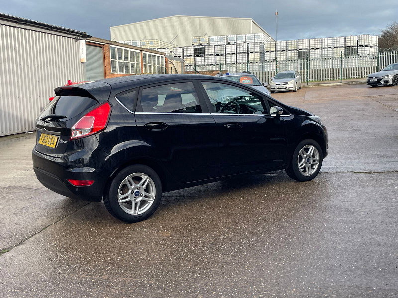 Ford Fiesta 1.5 TDCi Zetec Hatchback 5dr Diesel Manual Euro 5 (75 ps) 5dr Manual 2026