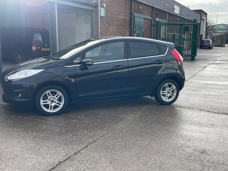 Ford Fiesta 1.5 TDCi Zetec Hatchback 5dr Diesel Manual Euro 5 (75 ps) 5dr Manual 2026