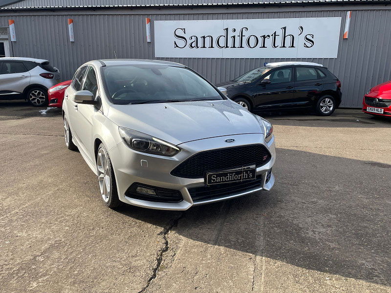 Ford Focus 2.0 TDCi ST-3 Hatchback 5dr Diesel Manual Euro 6 (s/s) (185 ps) 42k With 5 Services,  Sat Nav 5dr Manual 2024