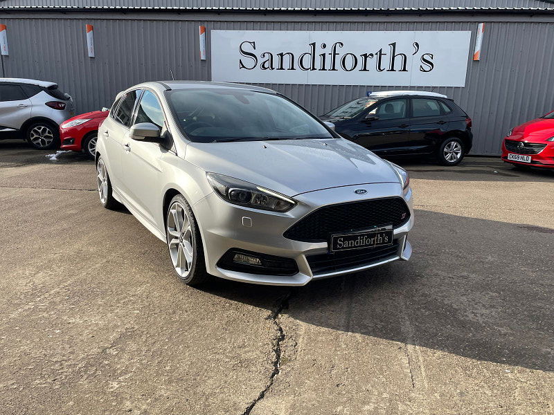 Ford Focus 2.0 TDCi ST-3 Hatchback 5dr Diesel Manual Euro 6 (s/s) (185 ps) 42k With 5 Services,  Sat Nav 5dr Manual 2024