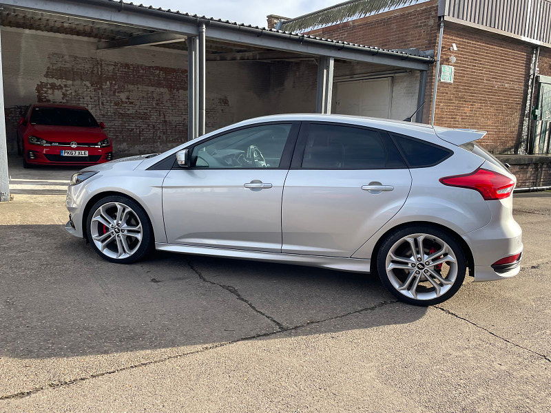 Ford Focus 2.0 TDCi ST-3 Hatchback 5dr Diesel Manual Euro 6 (s/s) (185 ps) 42k With 5 Services,  Sat Nav 5dr Manual 2024