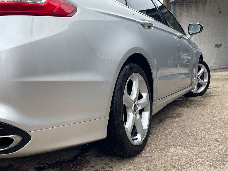 Ford Mondeo 2.0 TDCi Titanium Hatchback 5dr Diesel Manual Euro 6 (s/s) (180 ps) 5dr Manual 2025