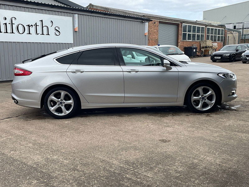 Ford Mondeo 2.0 TDCi Titanium Hatchback 5dr Diesel Manual Euro 6 (s/s) (180 ps) 5dr Manual 2025