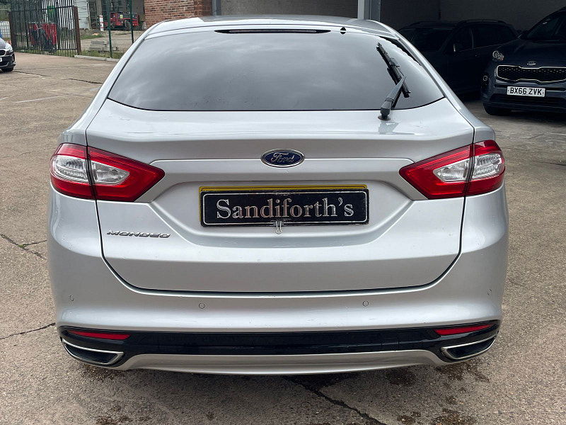 Ford Mondeo 2.0 TDCi Titanium Hatchback 5dr Diesel Manual Euro 6 (s/s) (180 ps) 5dr Manual 2025