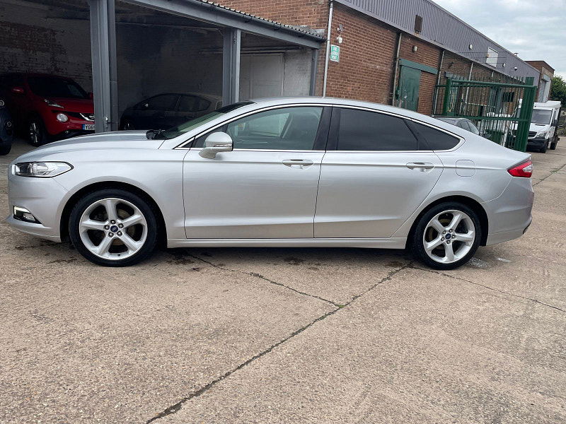 Ford Mondeo 2.0 TDCi Titanium Hatchback 5dr Diesel Manual Euro 6 (s/s) (180 ps) 5dr Manual 2025