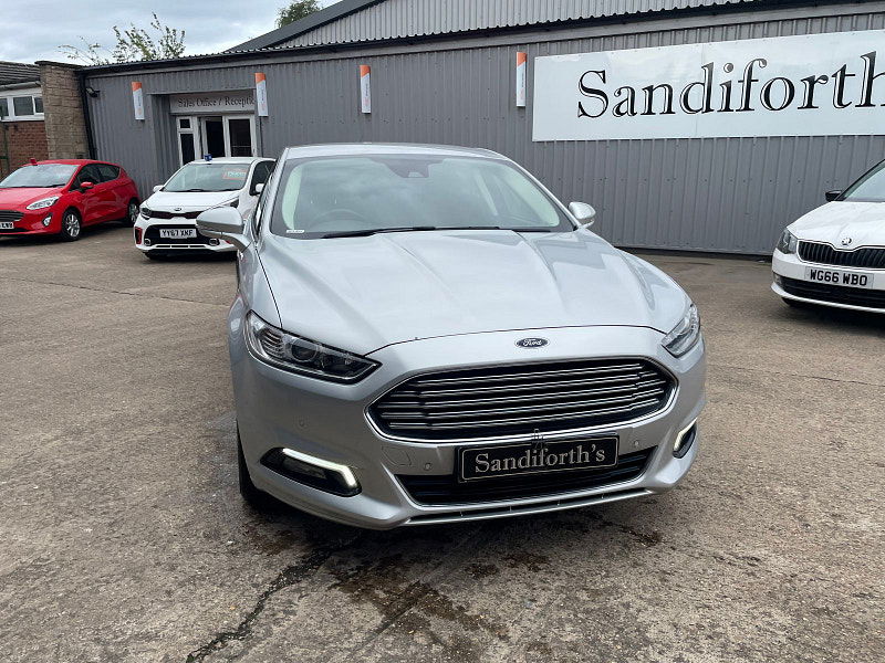 Ford Mondeo 2.0 TDCi Titanium Hatchback 5dr Diesel Manual Euro 6 (s/s) (180 ps) 5dr Manual 2025