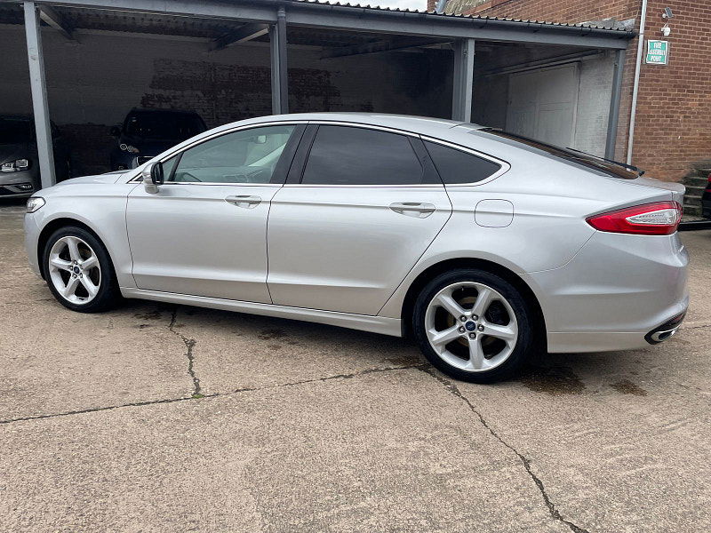 Ford Mondeo 2.0 TDCi Titanium Hatchback 5dr Diesel Manual Euro 6 (s/s) (180 ps) 5dr Manual 2025