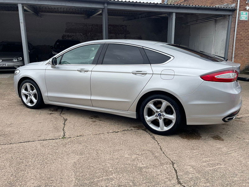 Ford Mondeo 2.0 TDCi Titanium Hatchback 5dr Diesel Manual Euro 6 (s/s) (180 ps) 5dr Manual 2025