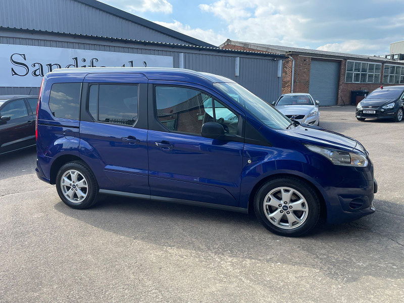 Ford Tourneo Connect 1.5 TDCi Titanium MPV 5dr Diesel Powershift Euro 6 (s/s) (120 ps) Only 2 former Keepers, 6 Services 5dr Automatic 2025