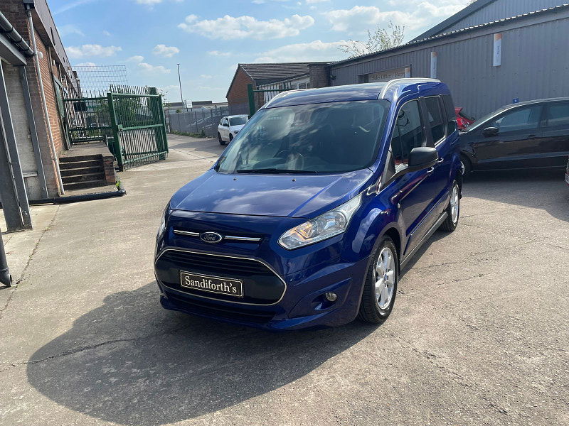 Ford Tourneo Connect 1.5 TDCi Titanium MPV 5dr Diesel Powershift Euro 6 (s/s) (120 ps) Only 2 former Keepers, 6 Services 5dr Automatic 2025