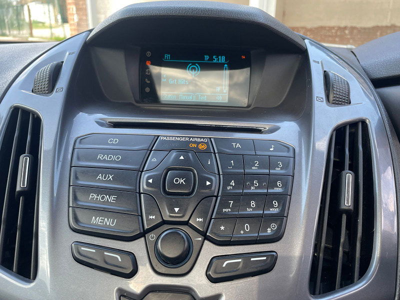 Ford Tourneo Connect 1.5 TDCi Titanium MPV 5dr Diesel Powershift Euro 6 (s/s) (120 ps) Only 2 former Keepers, 6 Services 5dr Automatic 2025