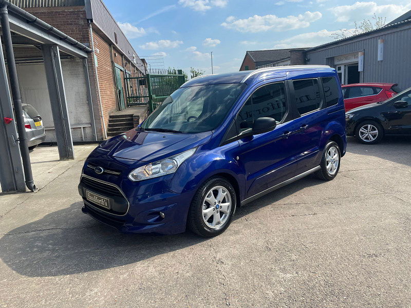 Ford Tourneo Connect 1.5 TDCi Titanium MPV 5dr Diesel Powershift Euro 6 (s/s) (120 ps) Only 2 former Keepers, 6 Services 5dr Automatic 2025
