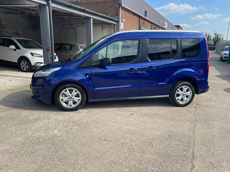 Ford Tourneo Connect 1.5 TDCi Titanium MPV 5dr Diesel Powershift Euro 6 (s/s) (120 ps) Only 2 former Keepers, 6 Services 5dr Automatic 2025