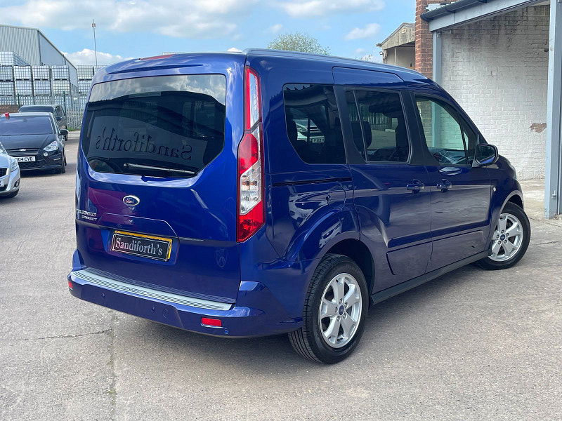 Ford Tourneo Connect 1.5 TDCi Titanium MPV 5dr Diesel Powershift Euro 6 (s/s) (120 ps) Only 2 former Keepers, 6 Services 5dr Automatic 2025