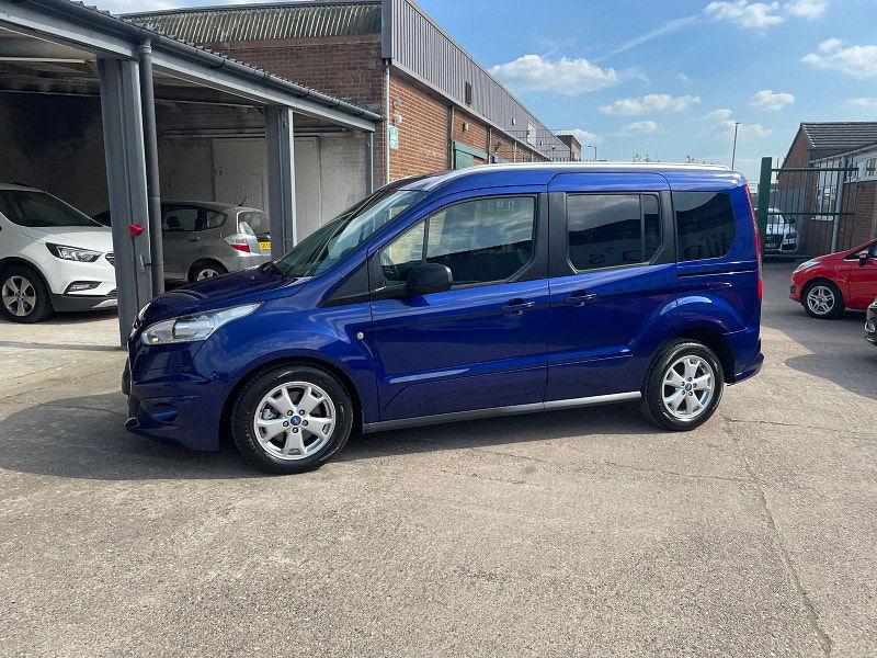 Ford Tourneo Connect 1.5 TDCi Titanium MPV 5dr Diesel Powershift Euro 6 (s/s) (120 ps) Only 2 former Keepers, 6 Services 5dr Automatic 2025