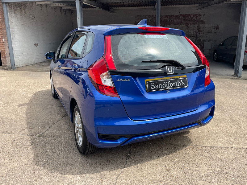 Honda Jazz 1.3 i-VTEC SE Hatchback 5dr Petrol Manual Euro 6 (s/s) (102 ps) 5dr Manual 2025